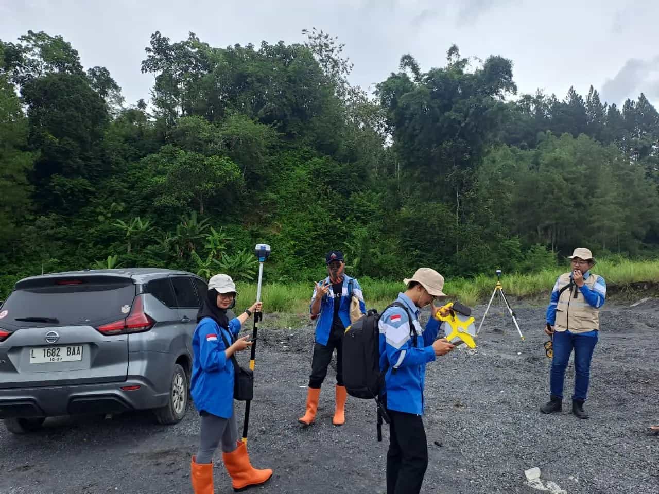 Career background for Internship Operasional Pertambangan